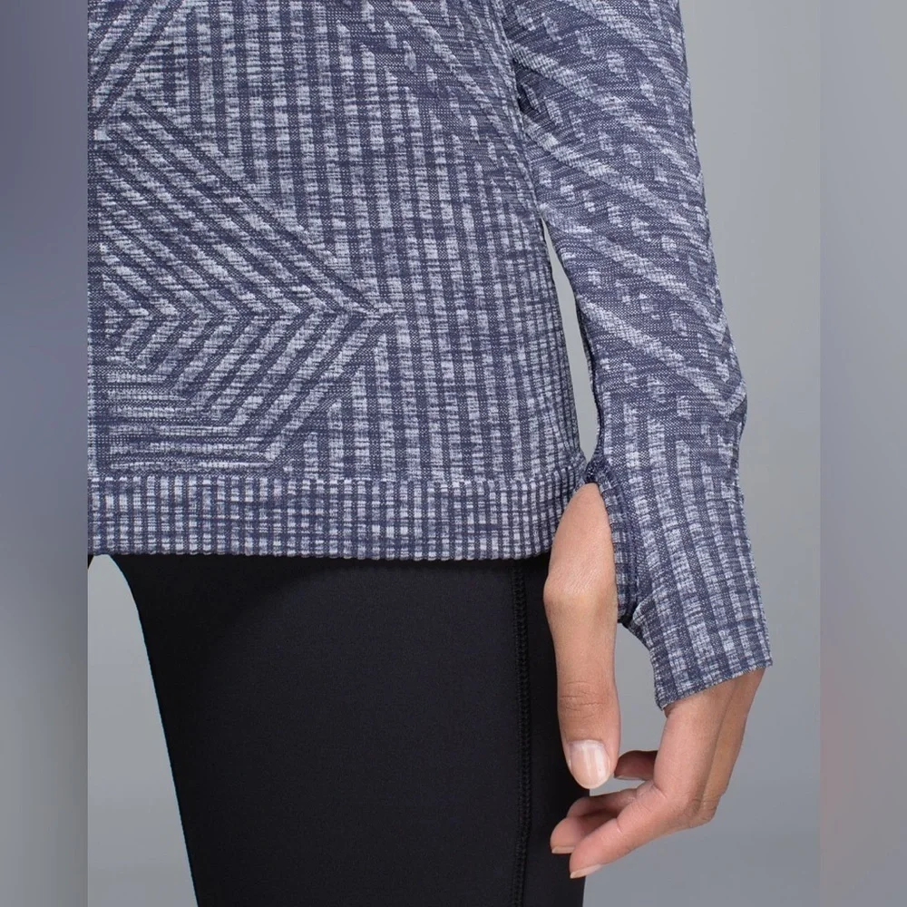 Lululemon Rest Less Pullover in Heathered Cadet Blue Size 10.